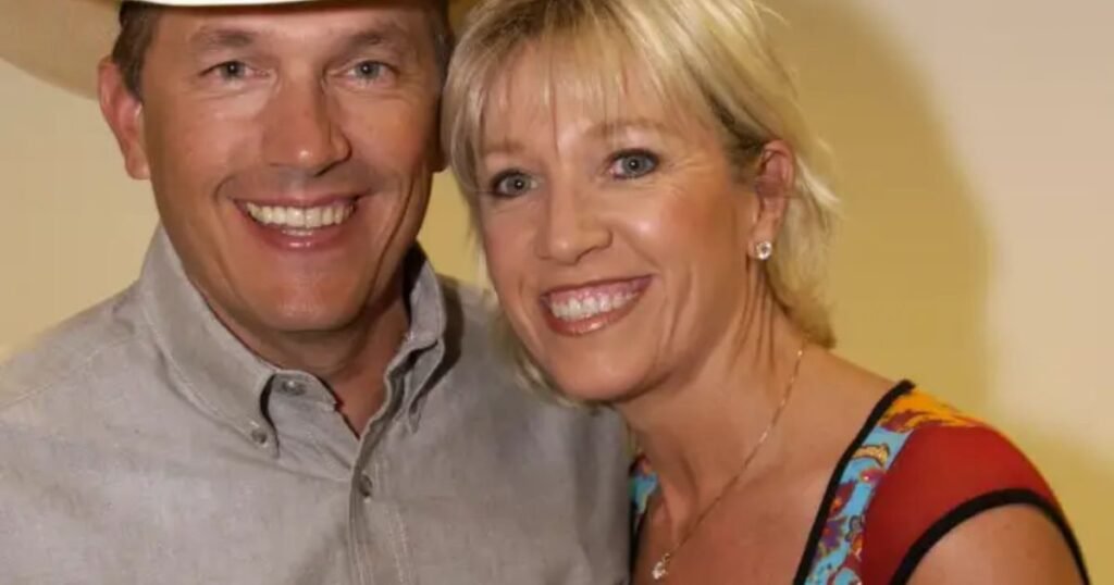 what happened to george strait’s daughter?