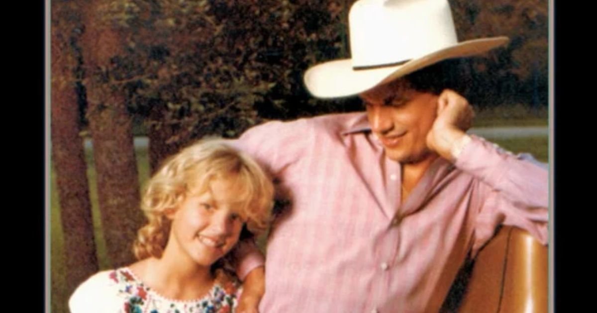 what happened to george strait’s daughter