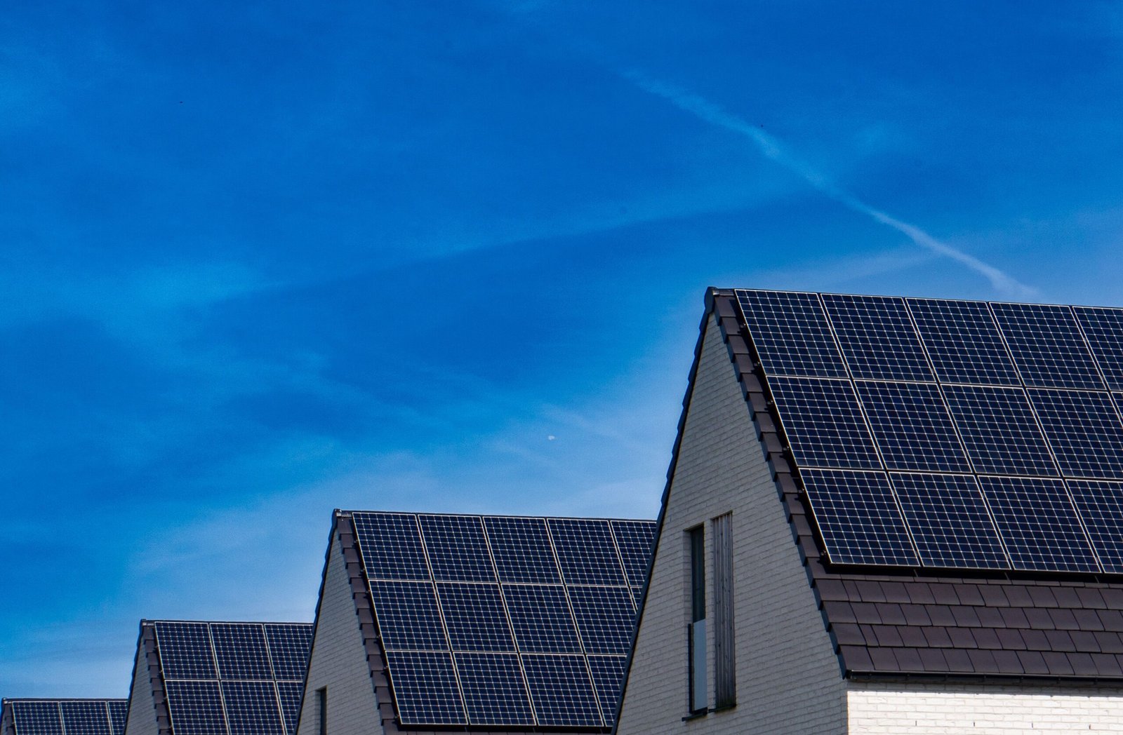 Energy Monitoring at Home: The Power of Smart Solar Systems